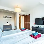 Spacious With Shared Jacuzzi Private Terrace Mk2