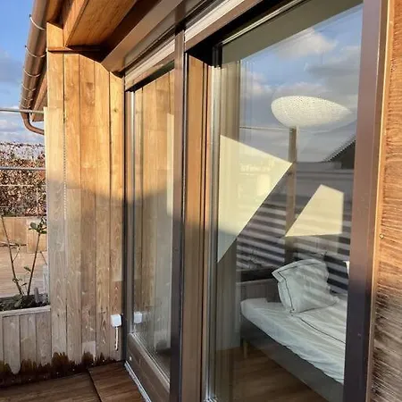 Spacious With Shared Jacuzzi Private Terrace Mk2 Lejlighed