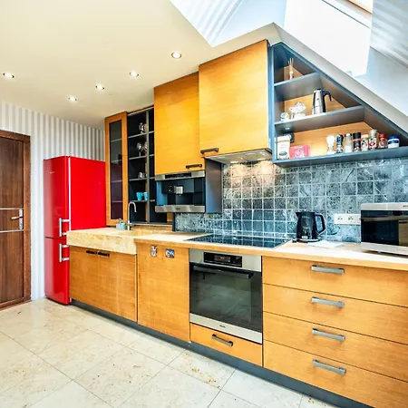 Spacious With Shared Jacuzzi Private Terrace Mk2 Апартаменты *