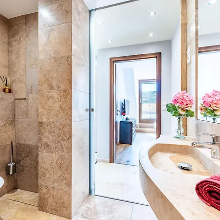 Spacious With Shared Jacuzzi Private Terrace Mk2 *