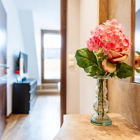 Spacious With Shared Jacuzzi Private Terrace Mk2 Daire *