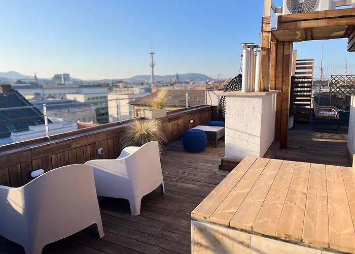 Spacious With Shared Jacuzzi Private Terrace Mk2 Lejlighed