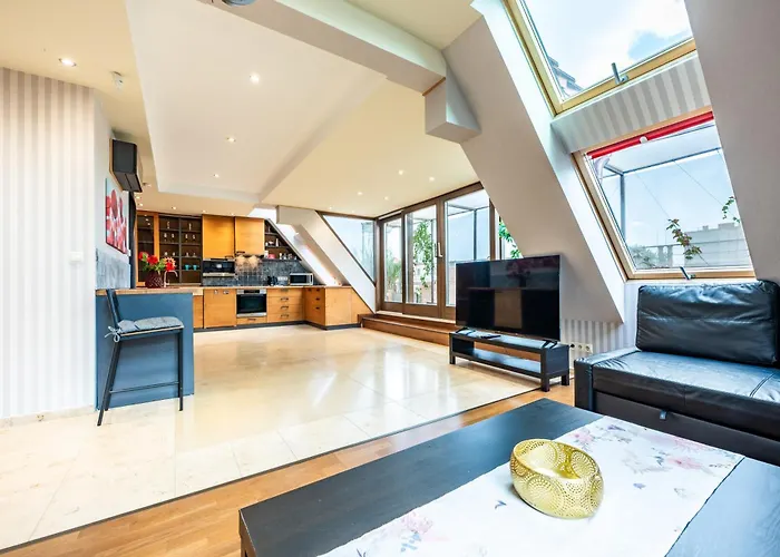 Lejlighed Spacious With Shared Jacuzzi Private Terrace Mk2 *