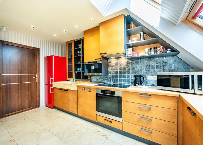 Spacious With Shared Jacuzzi Private Terrace Mk2 Apartament *