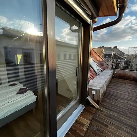 Apartment Spacious With Shared Jacuzzi Private Terrace Mk2 Budapest