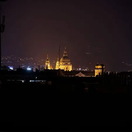 Spacious With Shared Jacuzzi Private Terrace Mk2 Apartment