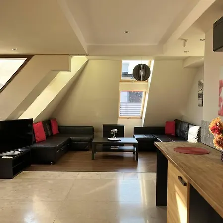 Spacious With Shared Jacuzzi Private Terrace Mk2 Apartment *
